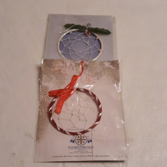 Pair of Dreamcatcher ornaments - Picture 1 of 5